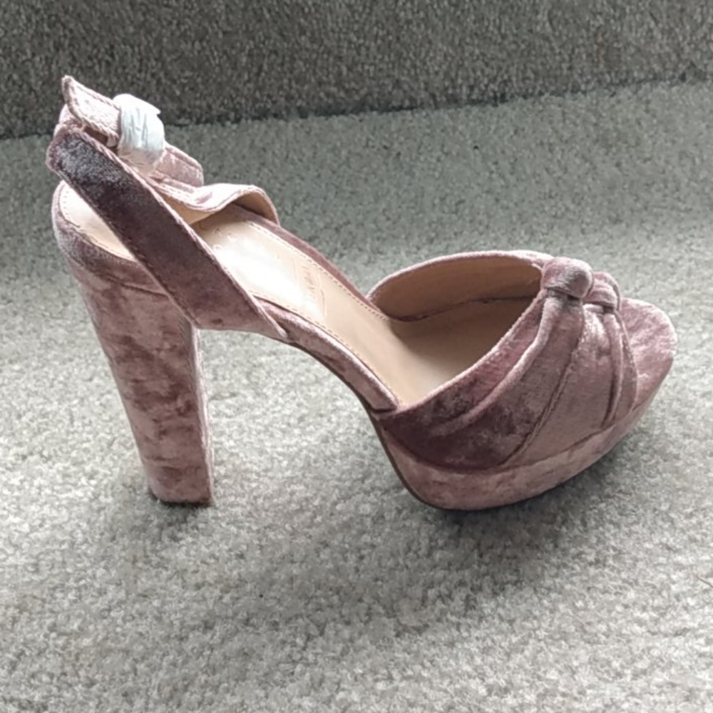 Shoes - Picture 2 of 2